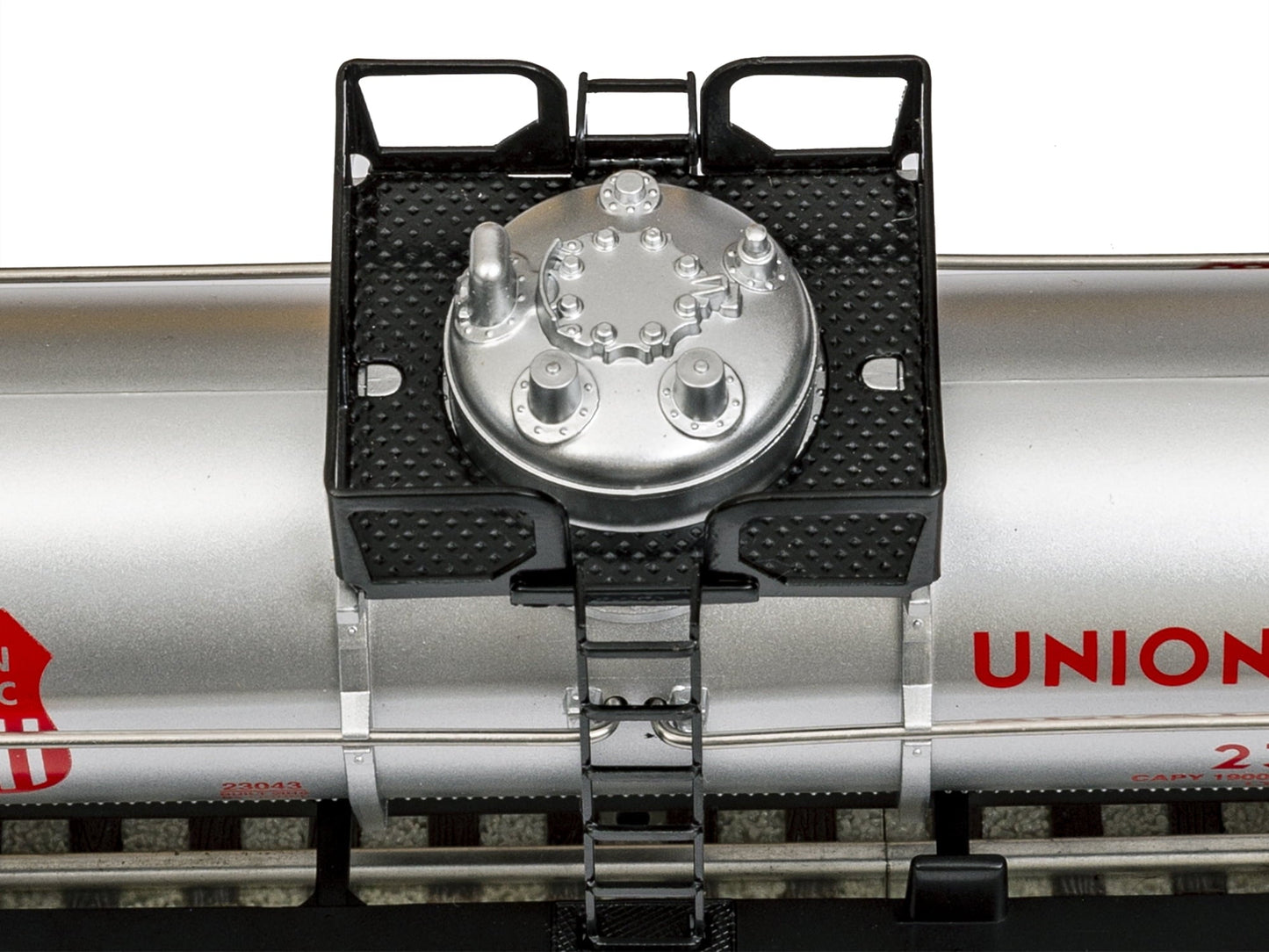 Lionel Union Pacific Flyer LionChief O Gauge Train Set with Bluetooth 5.0 and Remote for Ages 14+