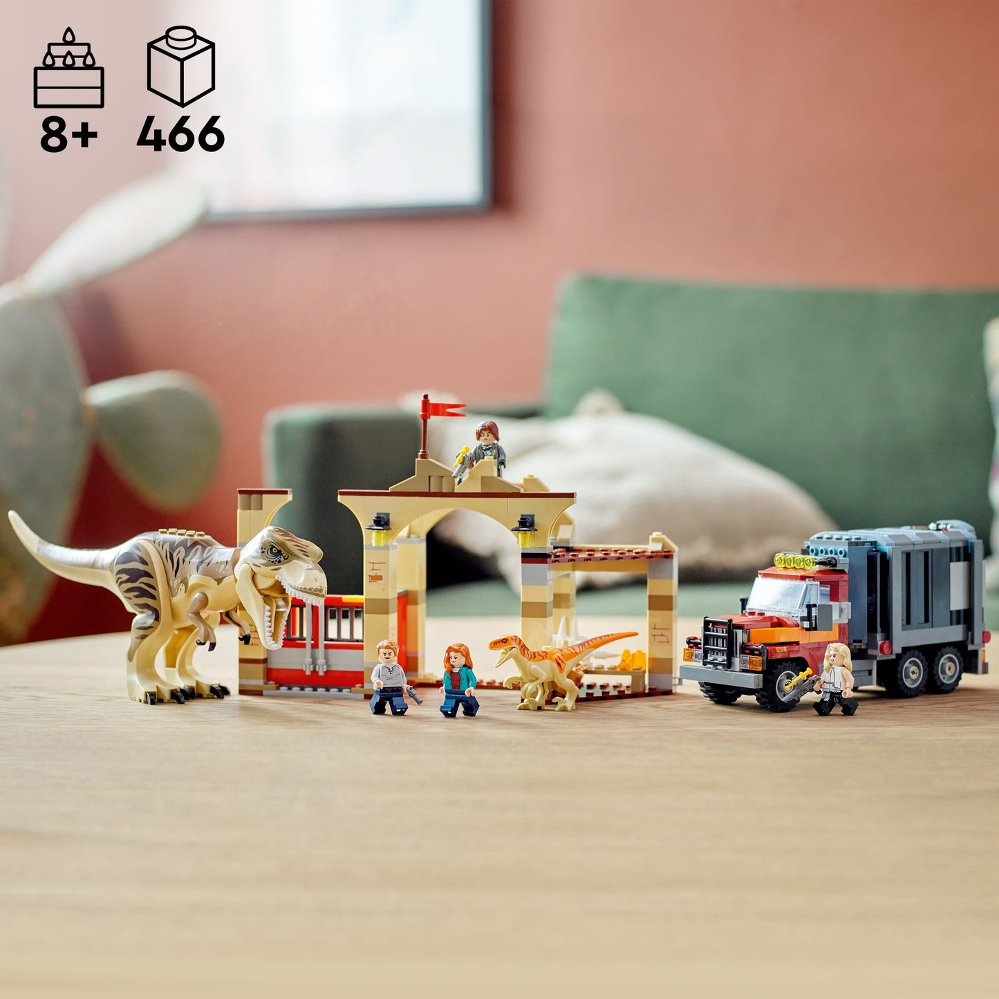 LEGO Jurassic World - T. Rex \u0026 Atrociraptor Dinosaur Breakout